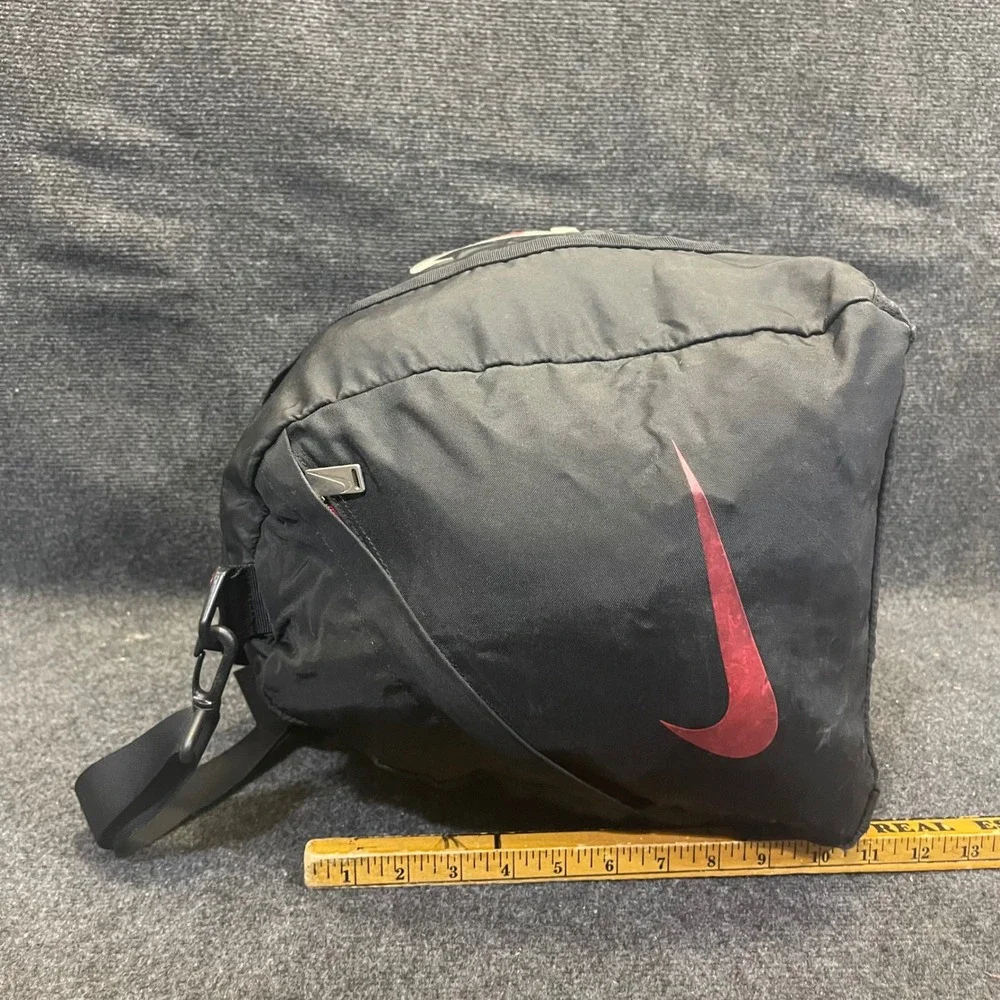 Nike‎ Air Jordan Vintage 90s Jumpman 23 Logo Duffle Bag Black/Red 530055 SP-K56